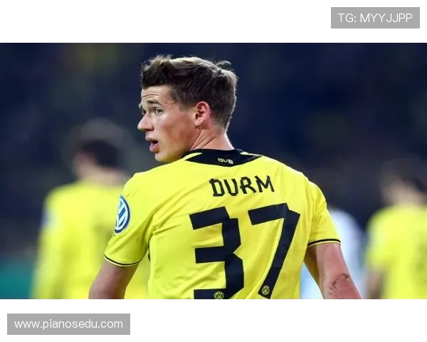 拜仁目前未与多特正式接触施洛特贝克转会事宜